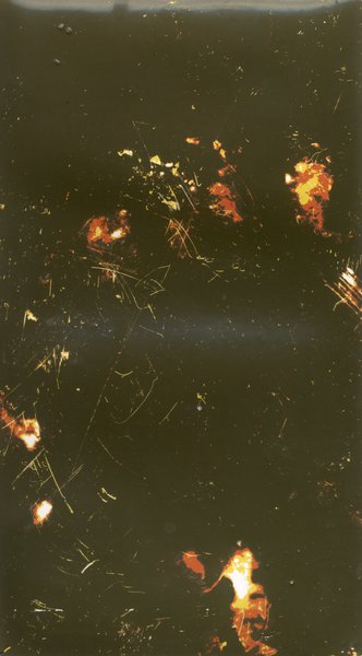 Vue non identifiée. Image avec traces de brûlures.
