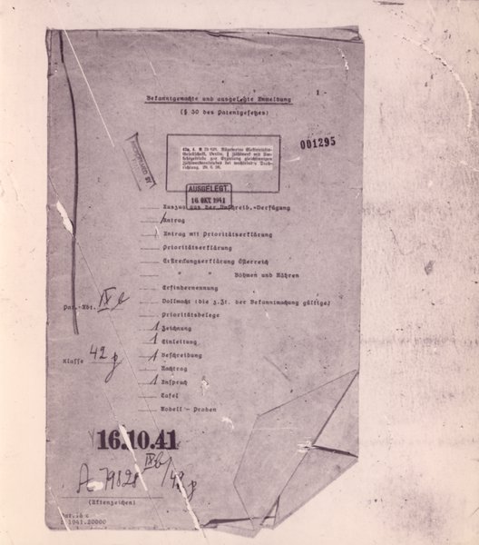 Document administratif allemand daté de 1941.ᴬᴵ